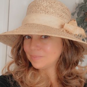 Classy and fashionable straw hat